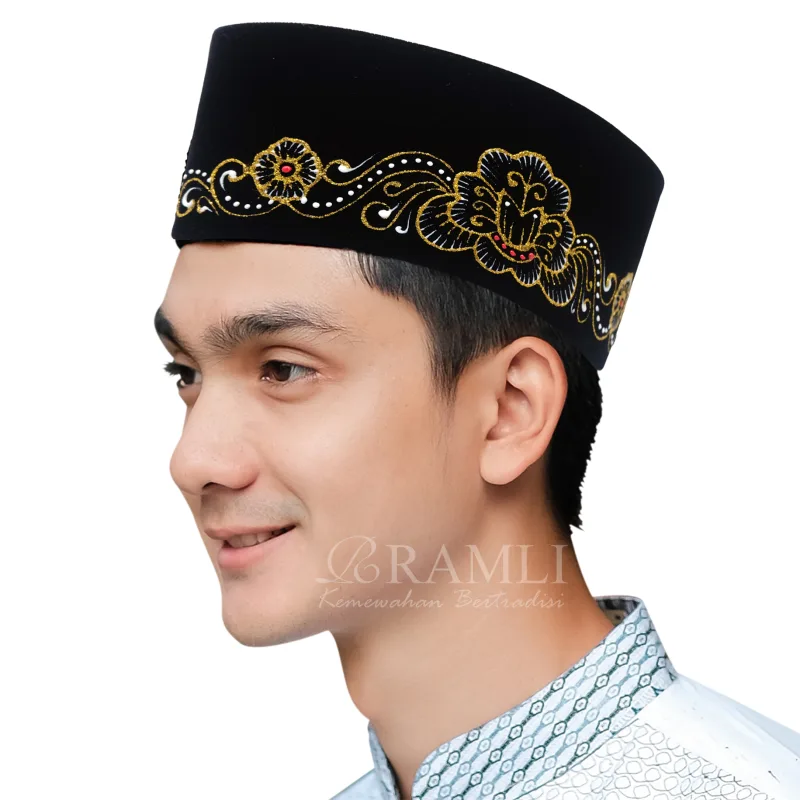 Ramli Songkok Lukis Golden Tulip AC Tinggi 9