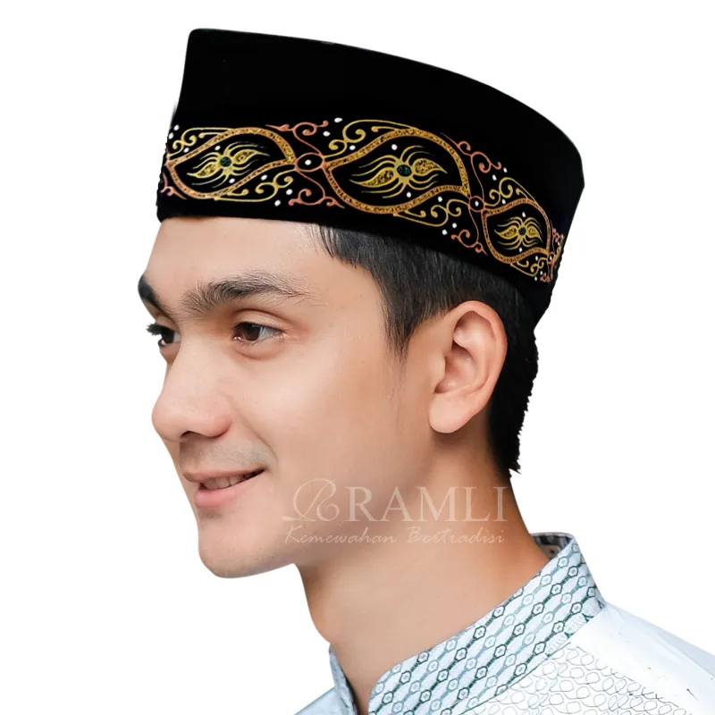 Ramli Songkok Lukis Eagle Eye AC Tinggi 9