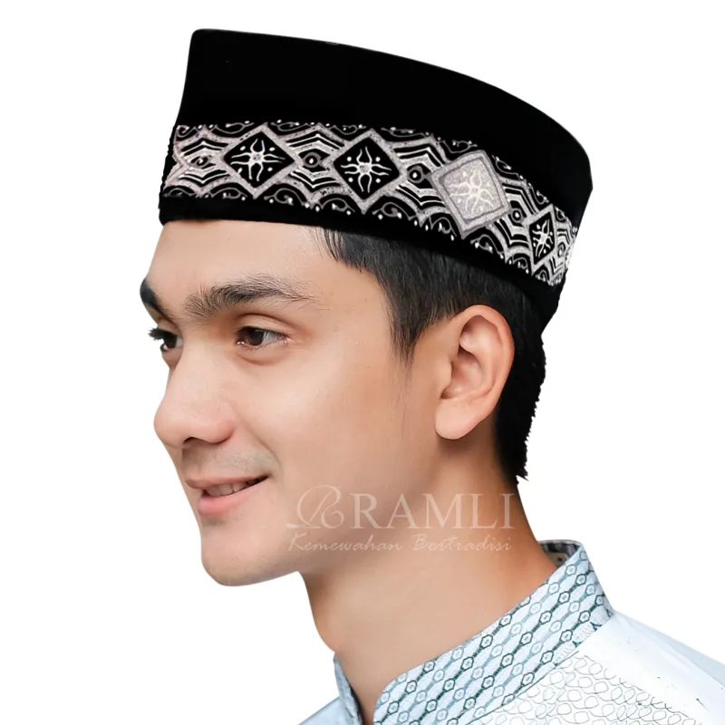 Ramli Songkok Lukis Jaguar AC Tinggi 9