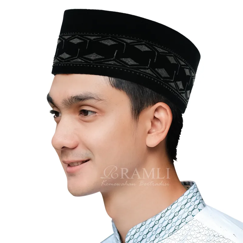 Ramli Songkok Lukis Black Osma AC Tinggi 9